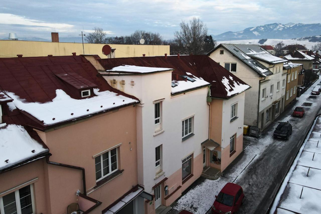 Apartman Lm Liptovský Mikuláš Eksteriør billede